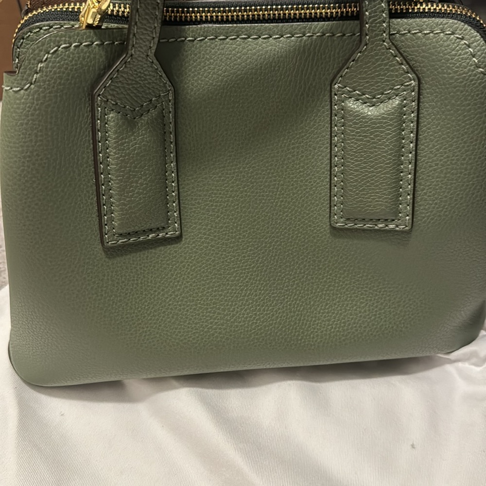 Genuine Marc Jacobs sage green leather crossbody bag. Excellent condition. - Picture 6 of 8